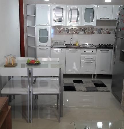 B&B Grand Royal Inn Barranquilla  Exteriör bild