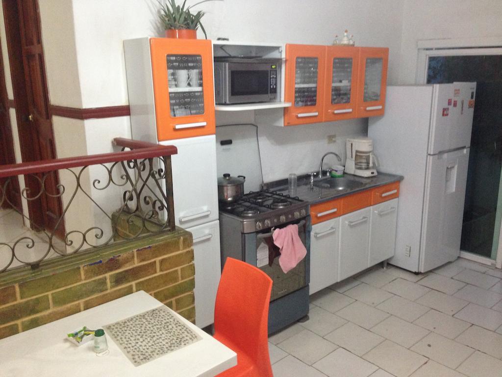 B&B Grand Royal Inn Barranquilla  Exteriör bild